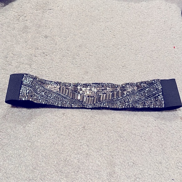 Kimchi Blue Beaded Belt in sizes Med and Large - Picture 2 of 3